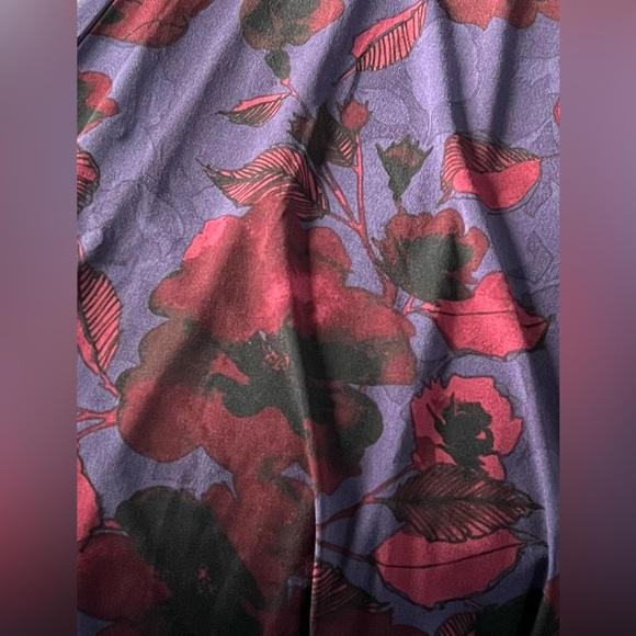 Ladies Medium George Dress. EUC - Picture 6 of 8